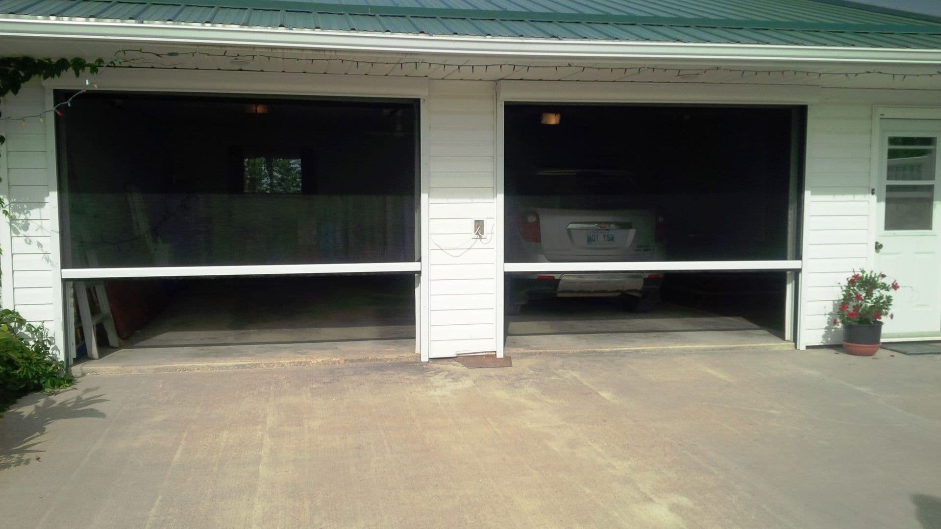 Motorized Screens